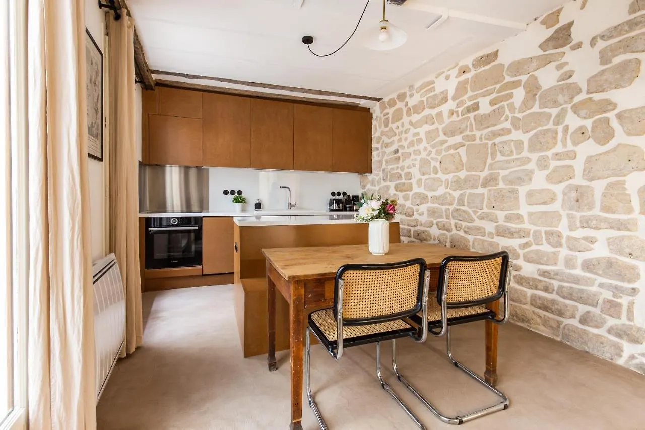 Cmg Magnifique Appartement D'Architecte - 5P - Le Marais Paris Apartment